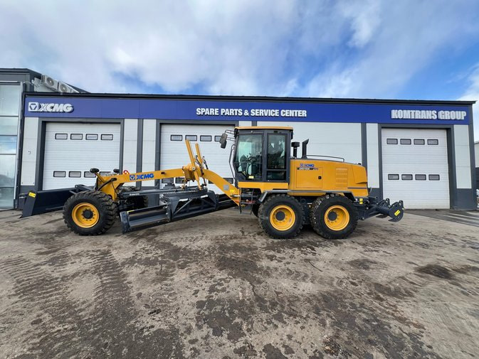 Автогрейдер XCMG GR2153A 1 Автогрейдер XCMG GR2153A 1