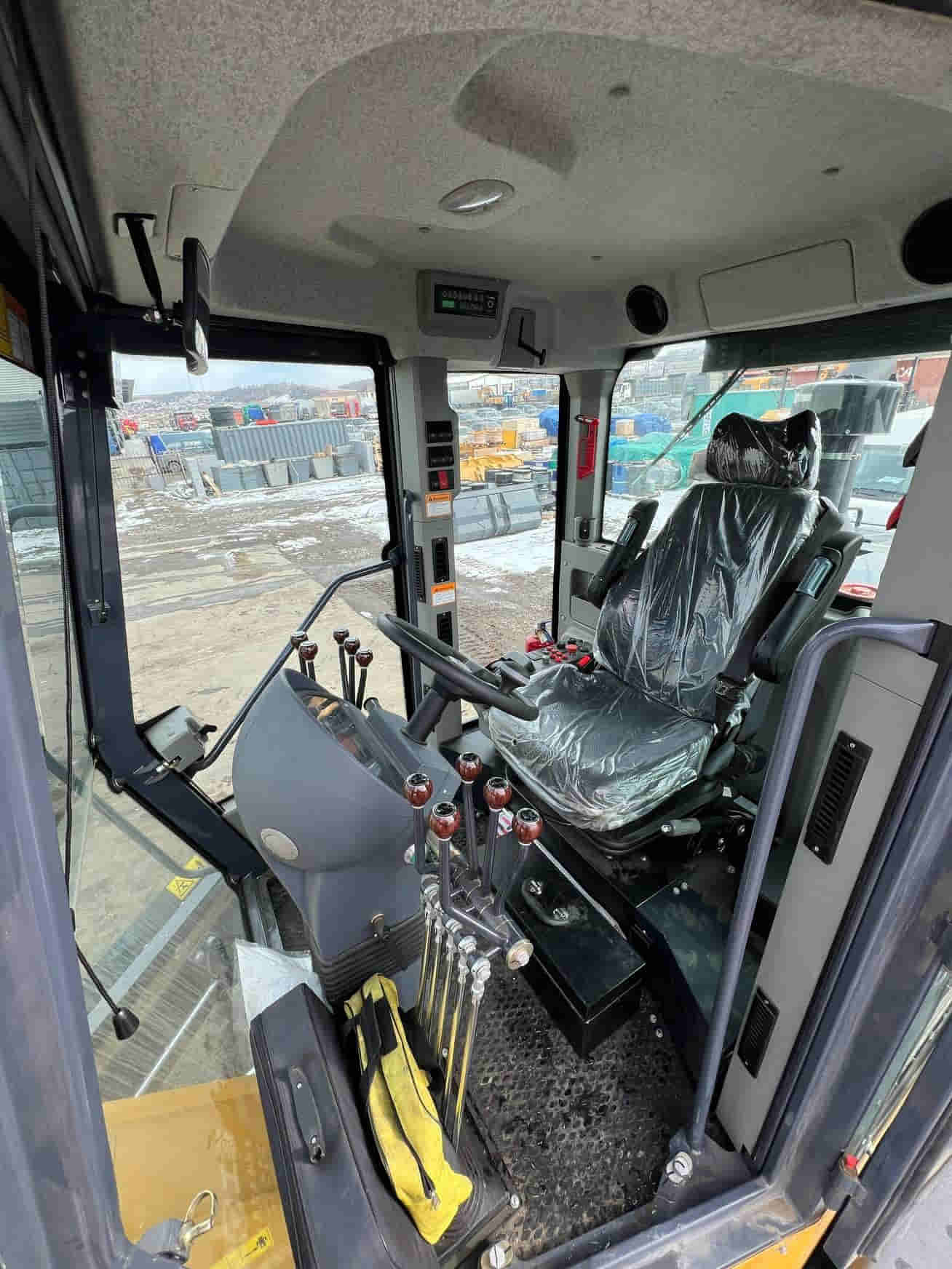 Автогрейдер XCMG GR2153A 3 Автогрейдер XCMG GR2153A 3