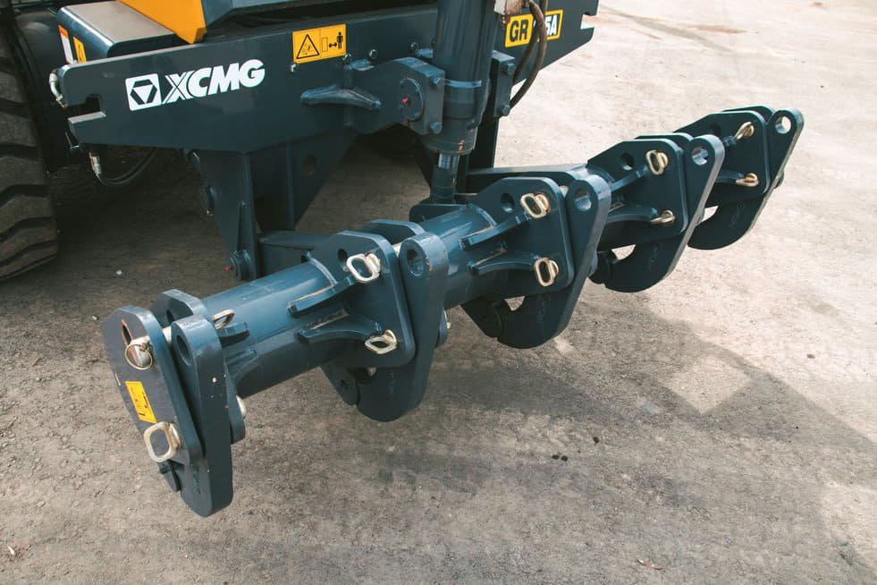 Автогрейдер XCMG GR215A