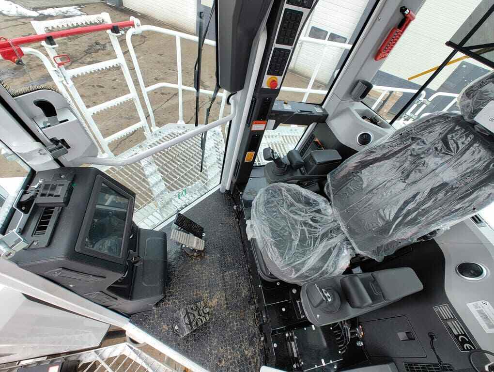 Автогрейдер XCMG GR3005TPro 3