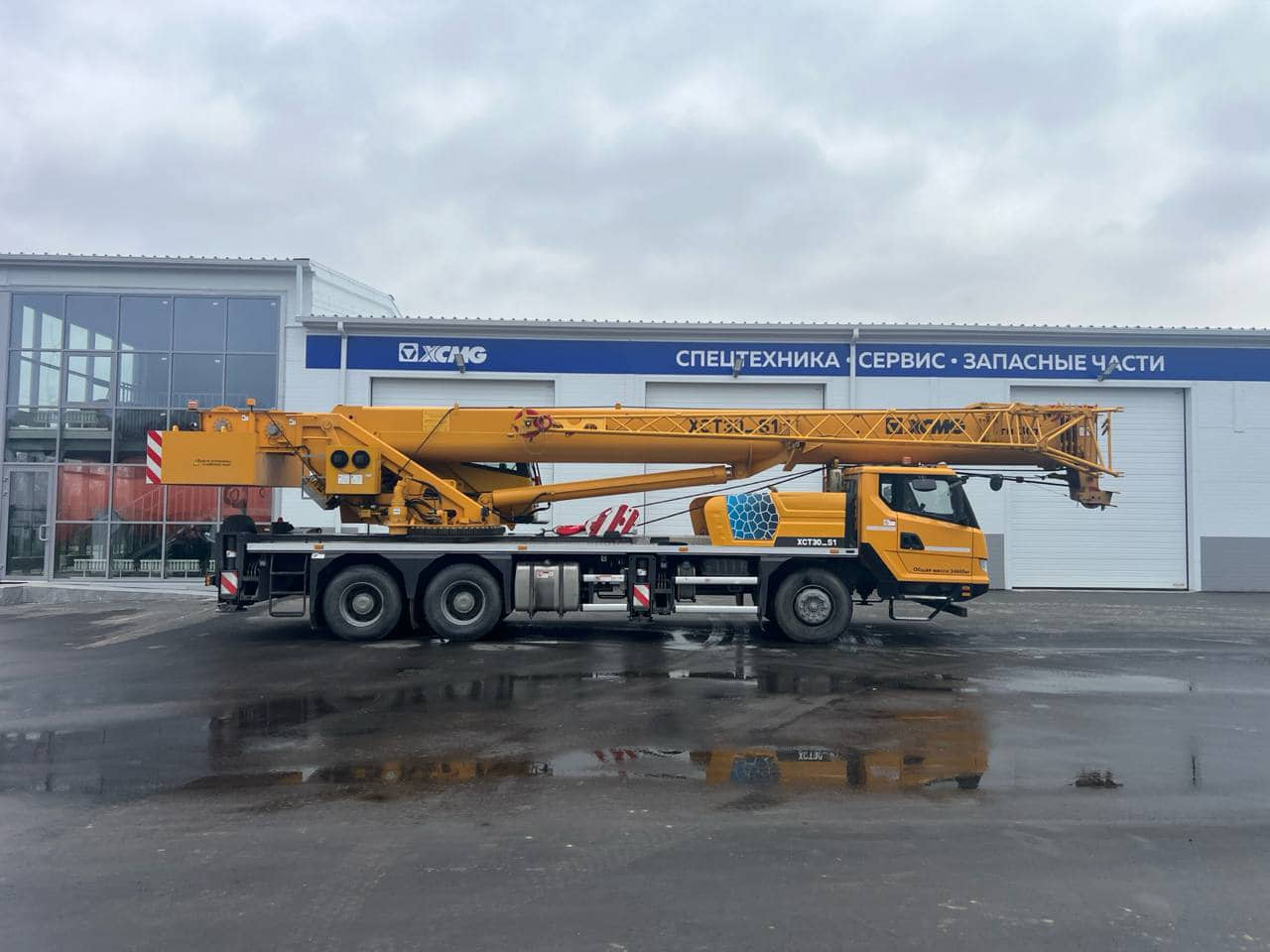 Автокран XCMG XCT30 S1 фото 1