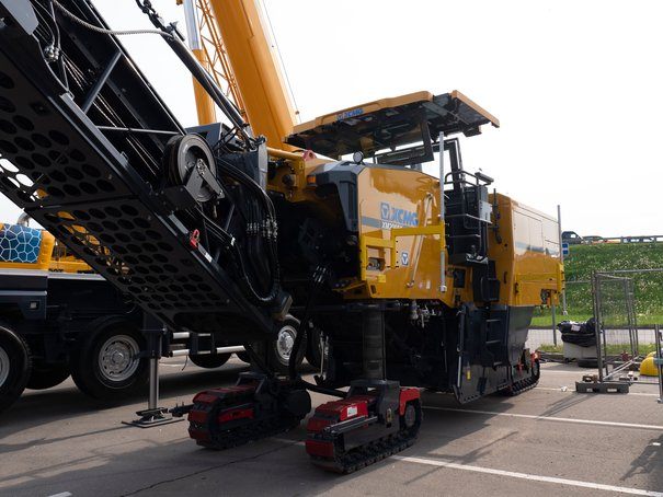 Дорожная фреза XCMG XM2005K (барабан 15 мм) 2 Дорожная фреза XCMG XM2005K (барабан 15 мм) 2