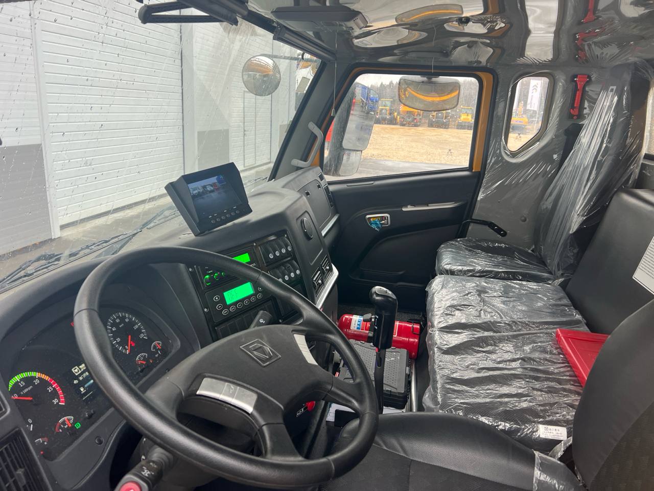 Автокран XCMG XCT30 S1 фото 6