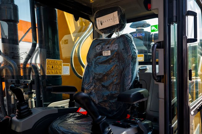 Экскаватор-разрушитель  XE500DHR