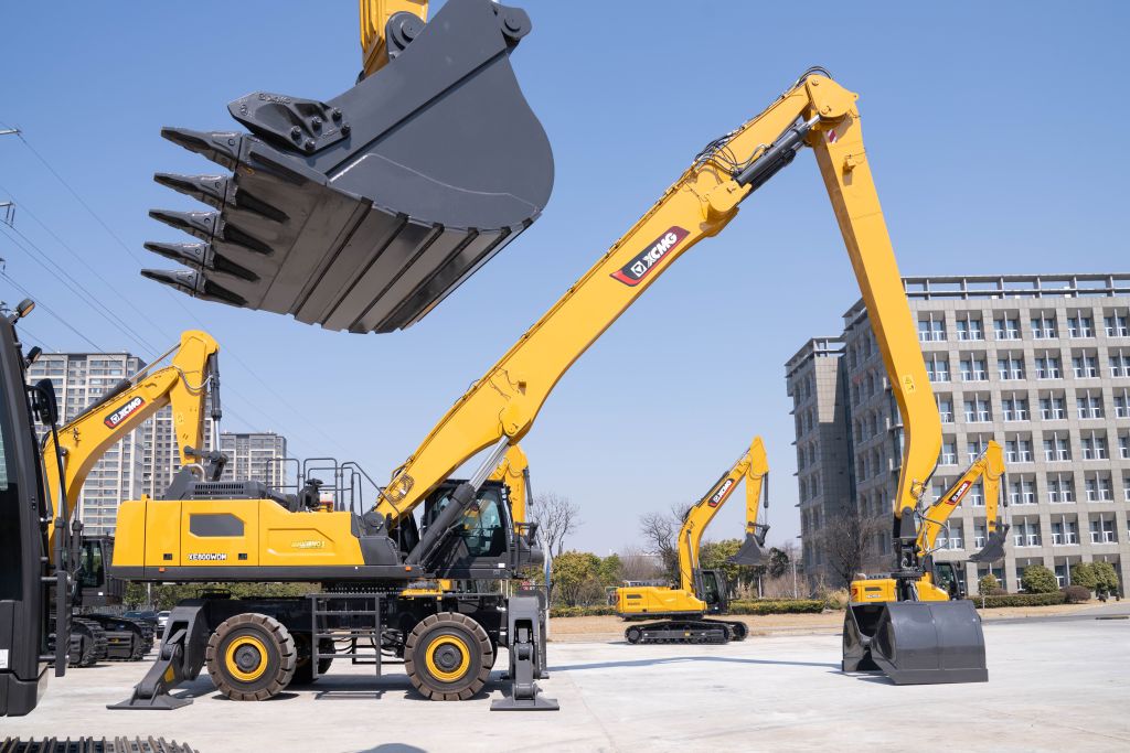 Перегружатель XCMG XE800WM
