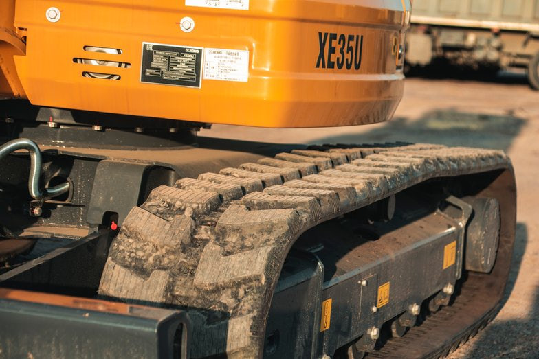 Гусеничный мини-экскаватор XCMG XE35U фото 4