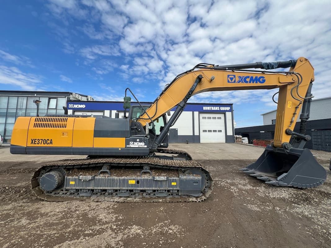 Гусеничный экскаватор XCMG XE370CA фото 1