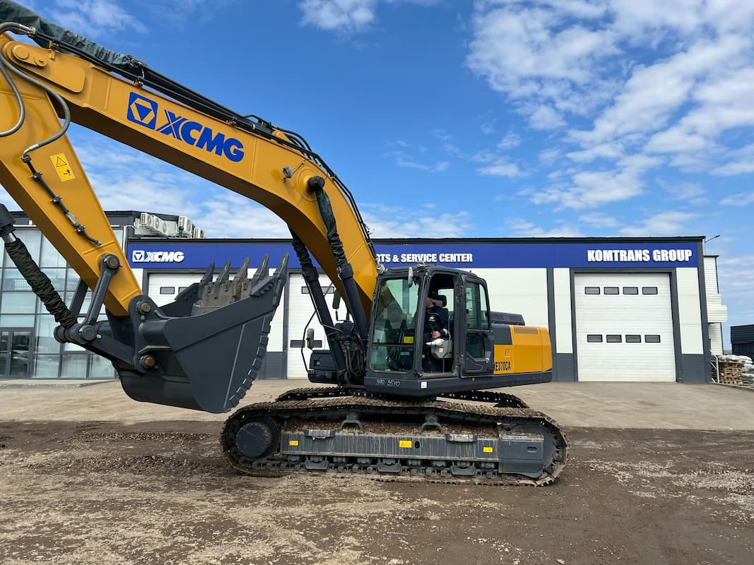 Гусеничный экскаватор XCMG XE370CA фото 3