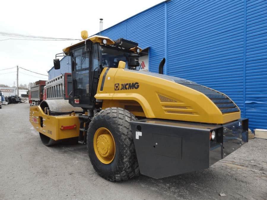 Каток XCMG XS185 1