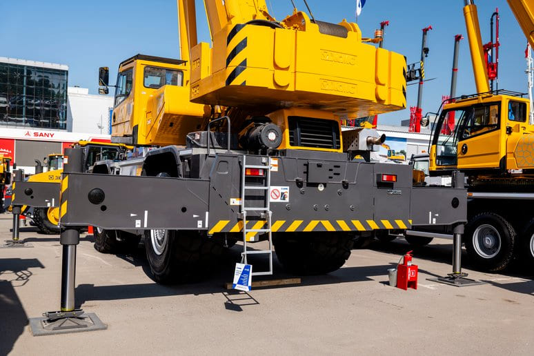 Короткобазный автокран XCMG XCR150_S