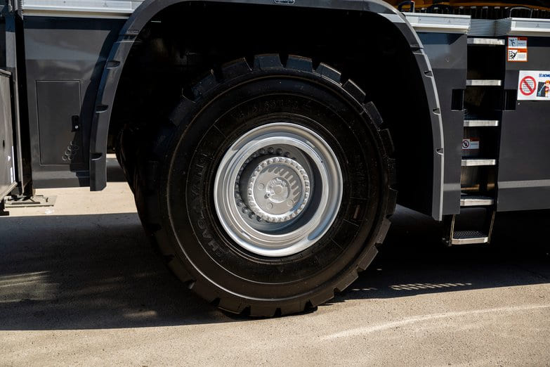 Короткобазный автокран XCMG XCR150_S