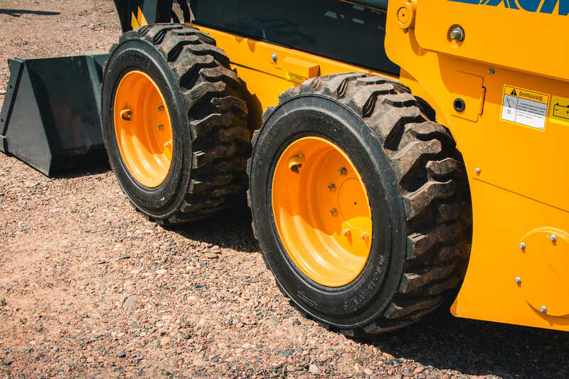 Мини-погрузчик XCMG XC740RU Мини-погрузчик XCMG XC740RU