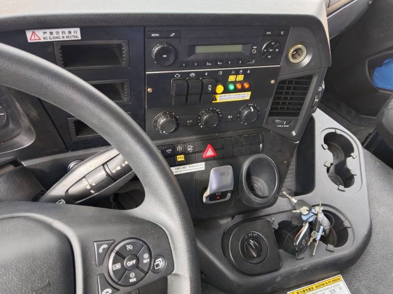 Автобетононасос XCMG HB62V фото 9