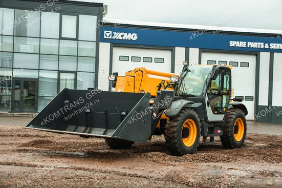 Телескопический погрузчик XCMG XC6-3514K