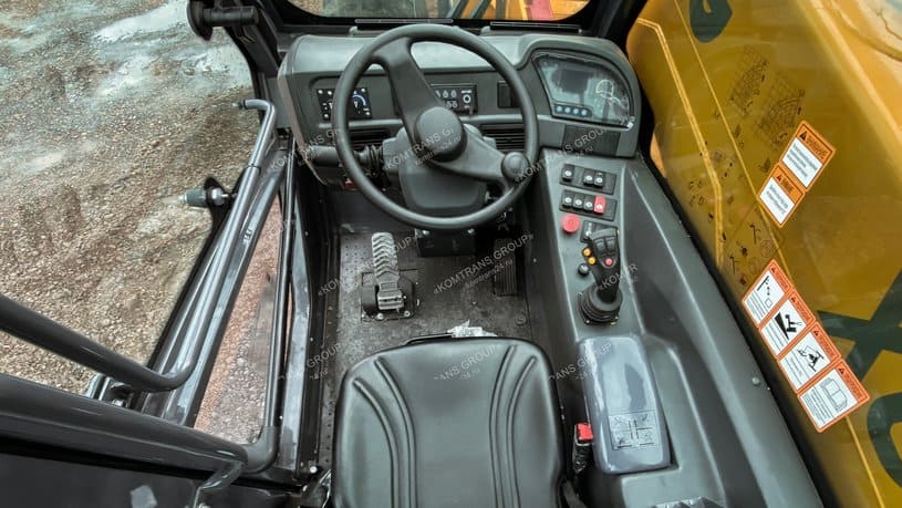 Телескопический погрузчик XCMG XC6-3514K