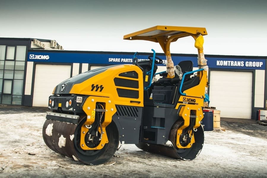 Тротуарный мини-каток XCMG XD120
